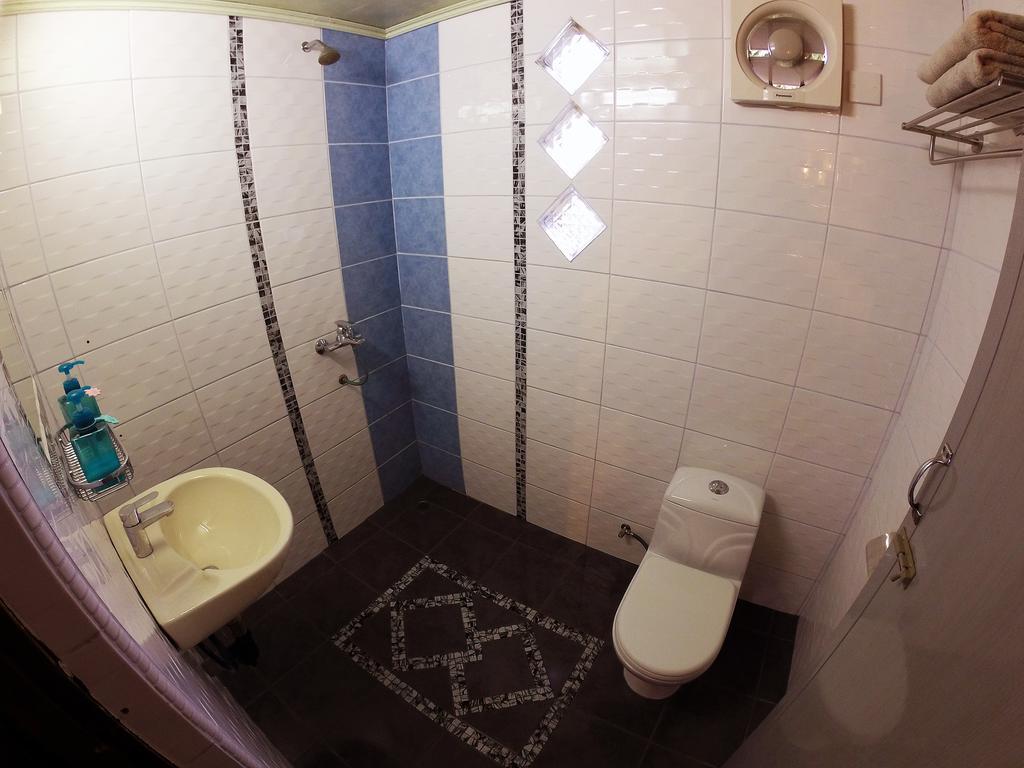The Last Frontier Boutique Resort Билит Экстерьер фото